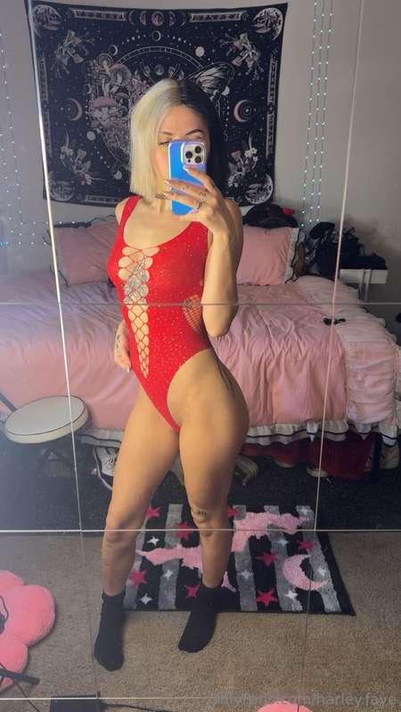 Can you guess my favorite sex postion? 😈👀