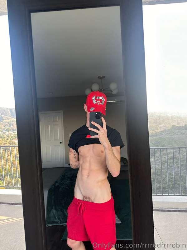 any dilfs in here ?? 👀👀