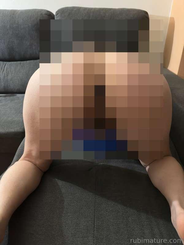 How do you think my anal plug looks on me? Unlock to see 🔥🔥