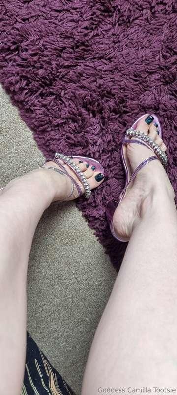 The best way to start the day 🥵 Imagine seeing me in these h..