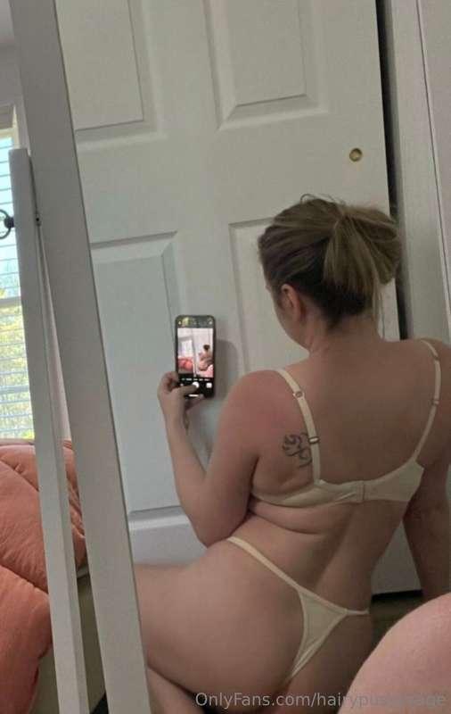 Are you checking out the butt 🍑