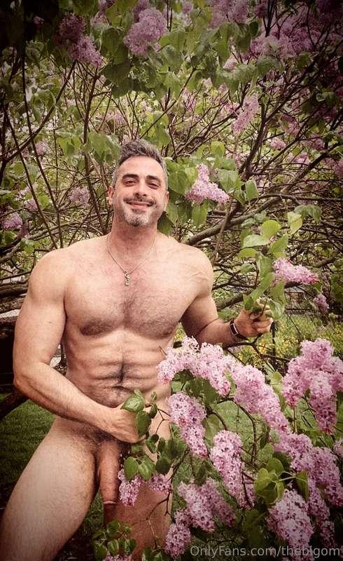 thebigom image #1