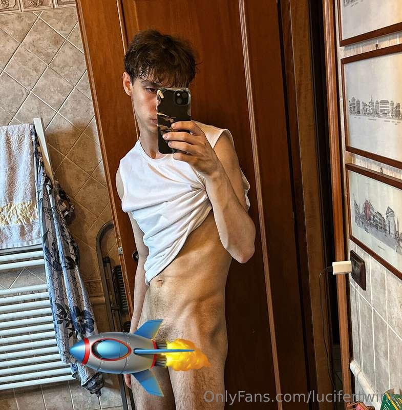 Sbloccate e troverete una sorpresa in chat;)