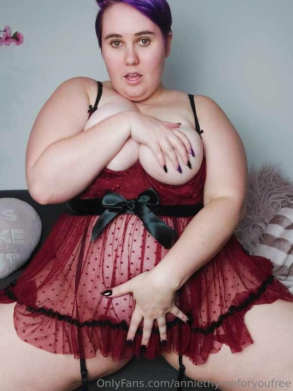 Join my VIP for the uncensored view! VIP: @anniethymeforyou 