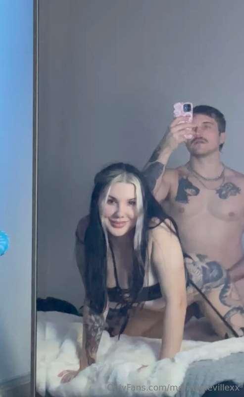Little bit of POV doggy / mirror fucking 😮‍💨 making eye cont..