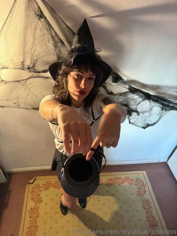 🔮CONTRIBUTE TO YOUR GODDESS🔮