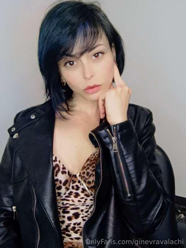 buongiorno😘 ti aspetto in chat🙈