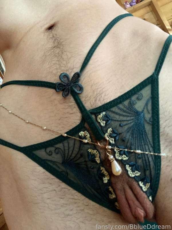 You ever wanted to ogle a fuckable forest fairy?? A wood nymph(o)?? A slutty lil elf boy?? Well now you can! Please enjoy this bigggg and floaty 🧚🏻‍♂️🧚🏻‍♂️ photoset!! There’s a video coming soon too…. Mmmmmh…

#trans #transgender #queer #twink #ftm #tboy #androgynous #transman #ass #bubblebutt #cosplay #fantasy #NSFW  #perfectpussy #prettyboy #femboy #cute #femme #fairy #outdoors  #bisexual #smalltits #enby #hethey #bisexual
