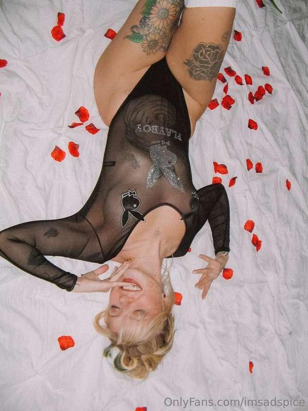 Valentines is right around the corner👀❤️