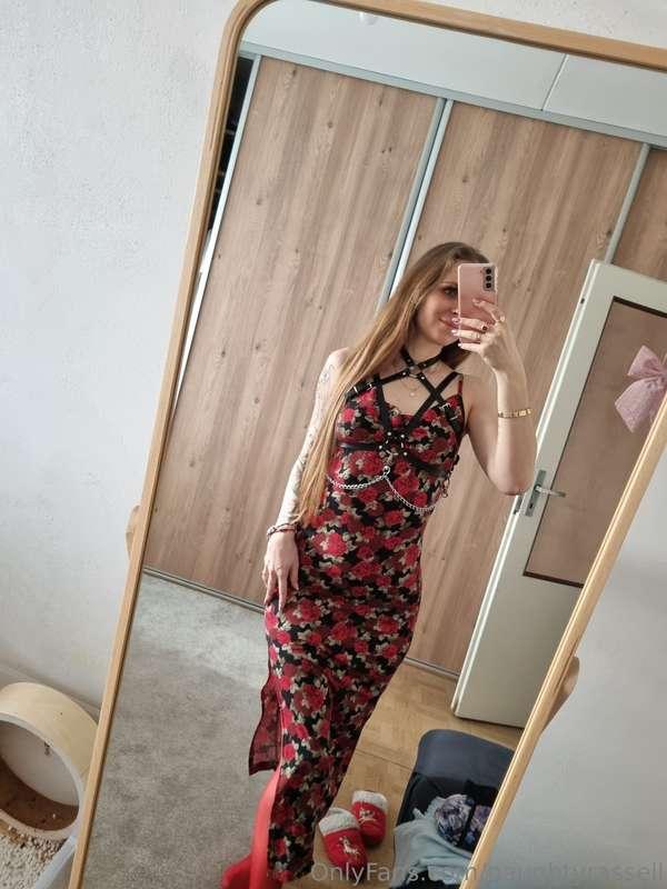 Dive into the depths of desire with me 🔥