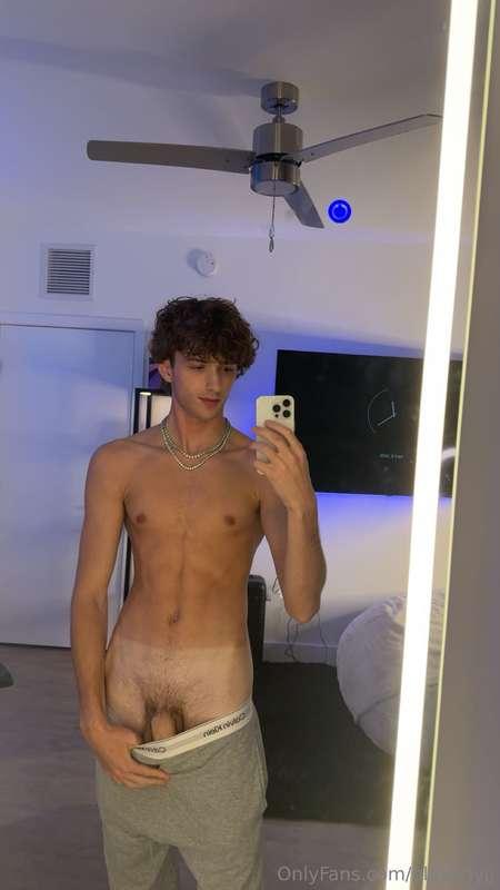 text me when u see this ;)