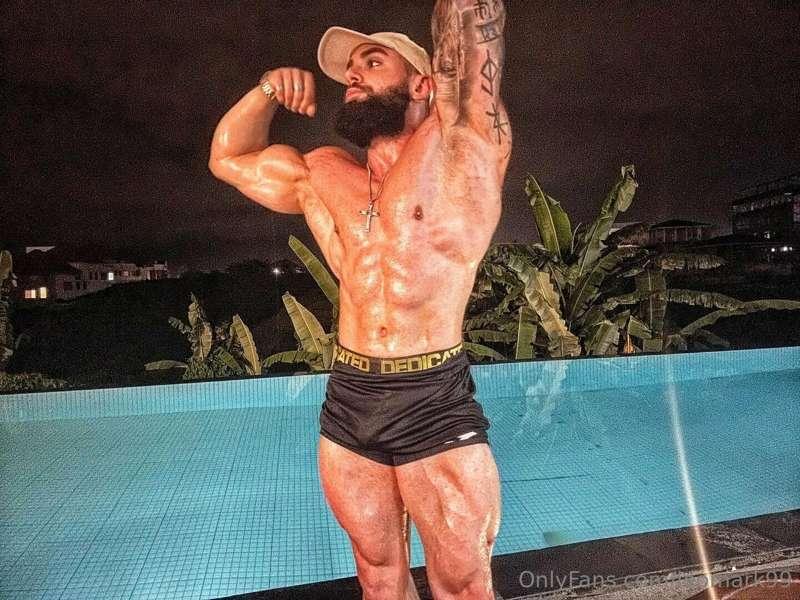 Birthday boyyyy 🌴❤️‍🔥