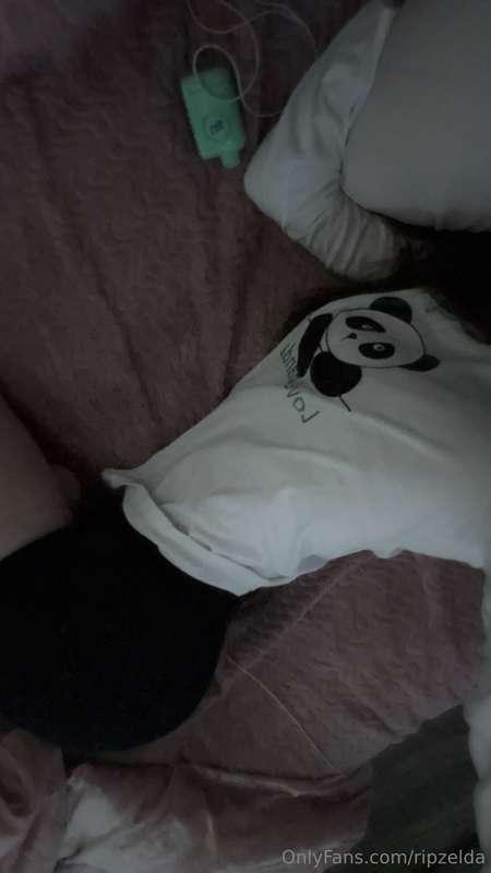 Can u cuddle me? Hold me from behind? Its the only way i can..
