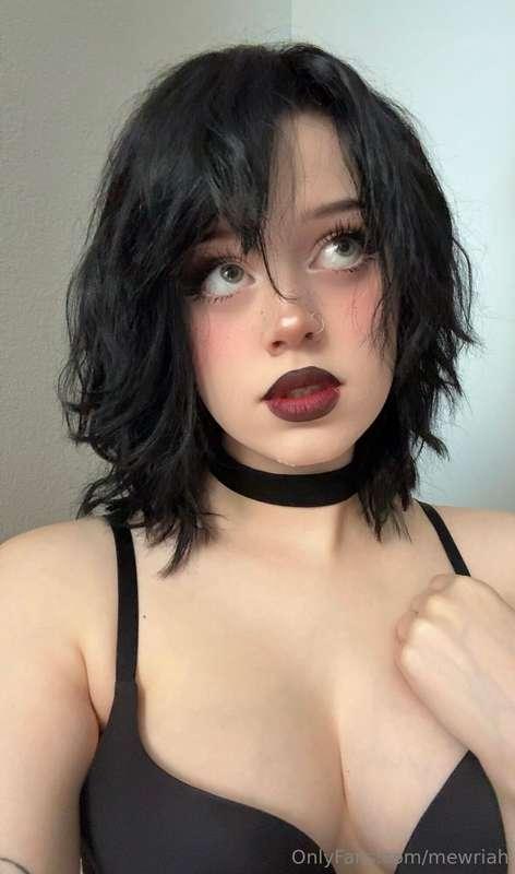 did the makeup now time for Mavis hair🦇🖤
