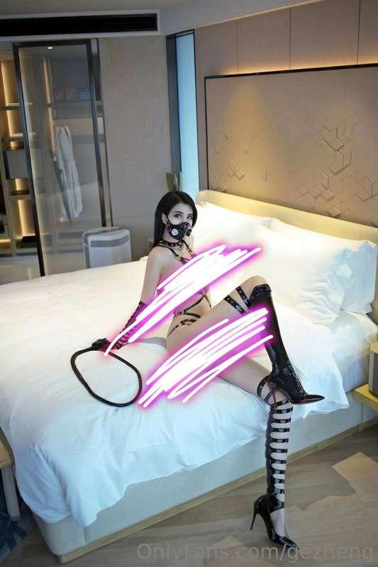 喜欢小皮鞭吗？
Update this set today, do you like leather whips?