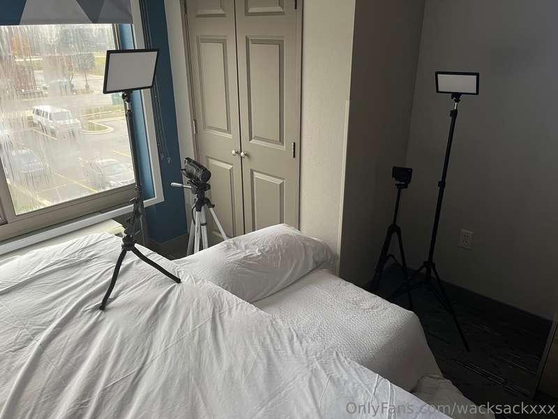 BTS/SETUP/PSA: This is the setup for the upcoming clip to dr..