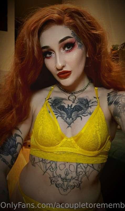 I want more cute lingerie 💛✨