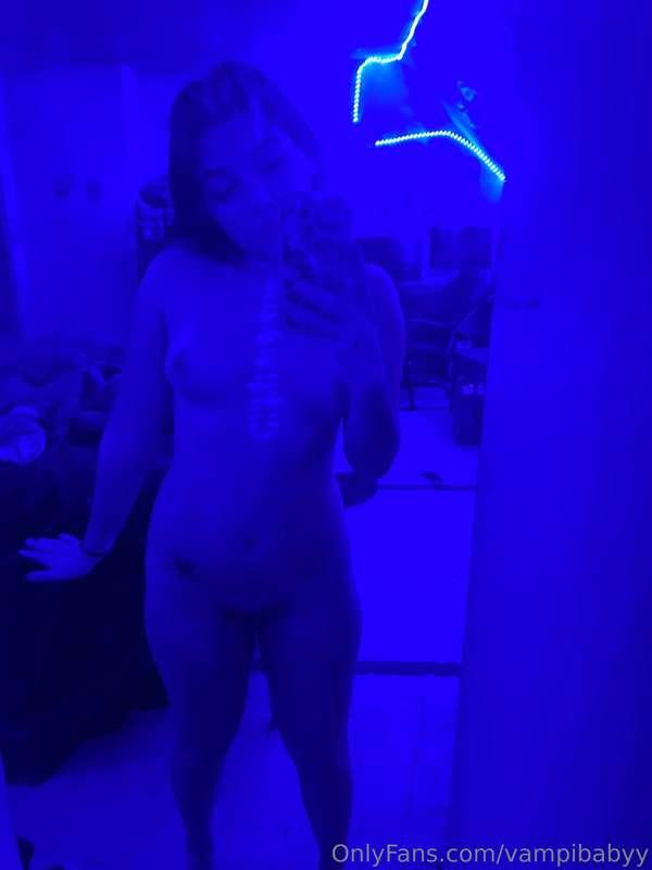 just a girl & her mirror