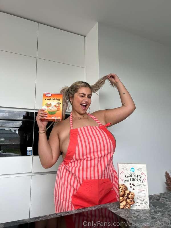 Lets bake together😏