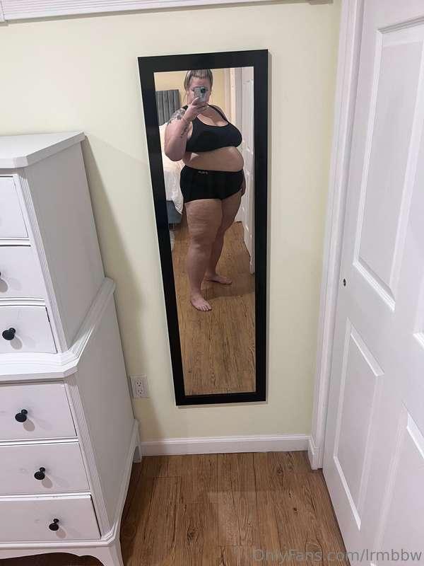 Workout clothes fit like they used to 🐷 Guess all my eating ..