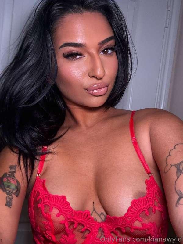 Does red look good on me? 🌶️