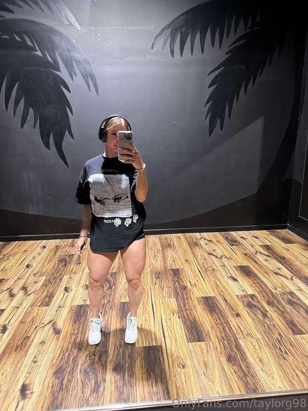 Feeling the burn in the gym, but it’s the thought of you tha..