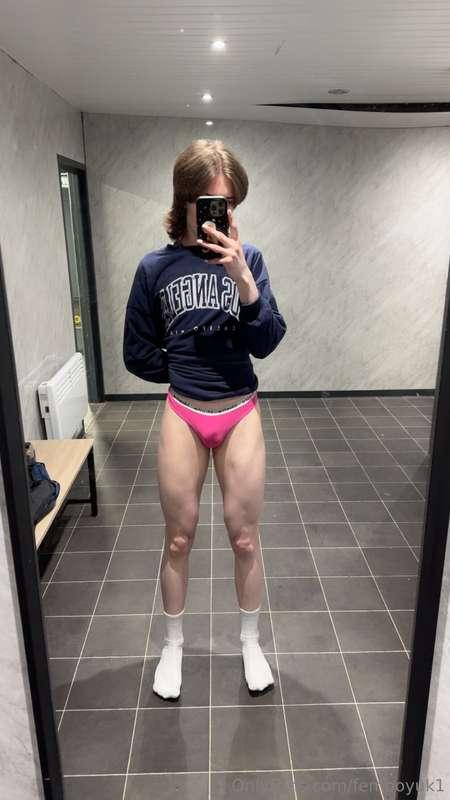 femboyuk1 image #3