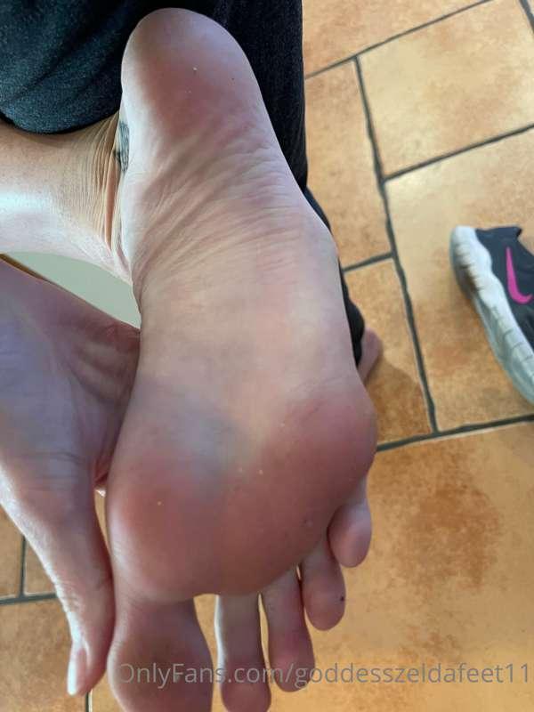goddesszeldafeet11 image #0