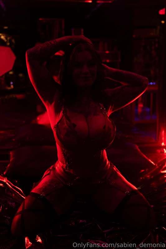 welcome in my dark room , would you like to see me and my tw..