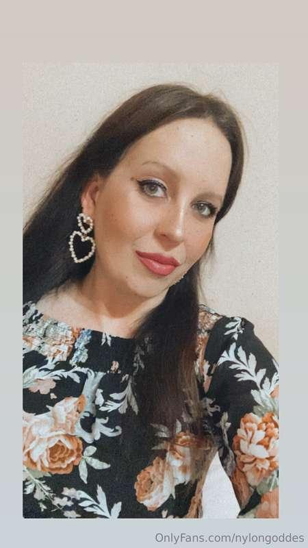 nylongoddes image #2