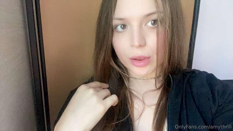 Teasing @hookdacaptain at work was getting me horny 🥵 so he ..