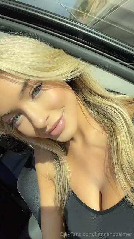 Car selfies are still cool, right? 😋