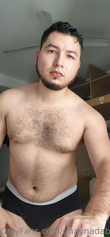 Quiero un buen oso daddy o urso qué me haga suyo