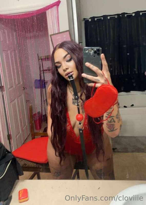 HOT MOMMA 🥵🔥👀 look at how FCKIN sexy she is!!!!!! Go sub to ..
