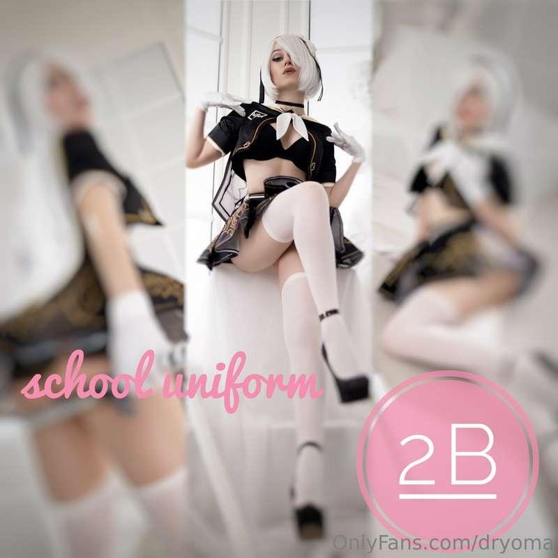 2B in school uniform 🤍🖤
14 photos in HD