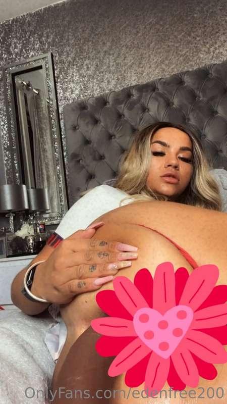 Watch me take a 10” girthy BBC dildo😈💦 in my ass 👅 and pussy..