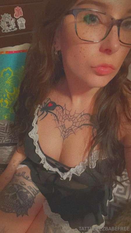 🚨 **HOT LESBIAN CONTENT**🚨  

**PAID** :
🔞 @tattedlezbabe  *..