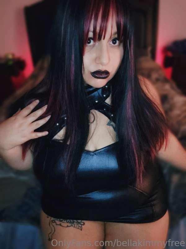 Tu aimerais que je sois ta maîtresse?🖤