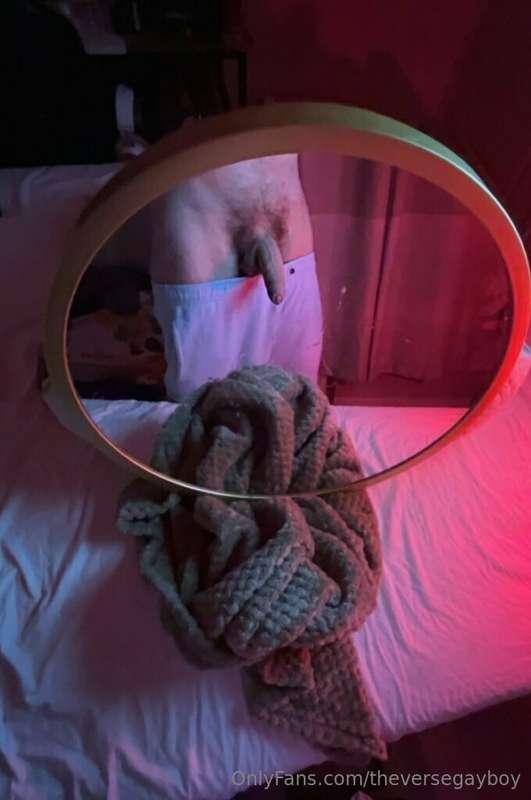 theversegayboy image #0