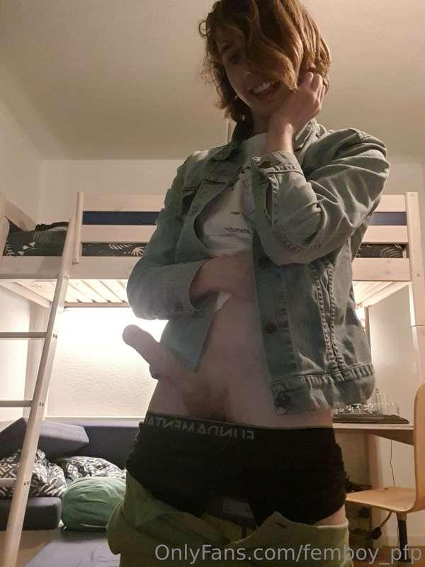 femboy_pfp image #4