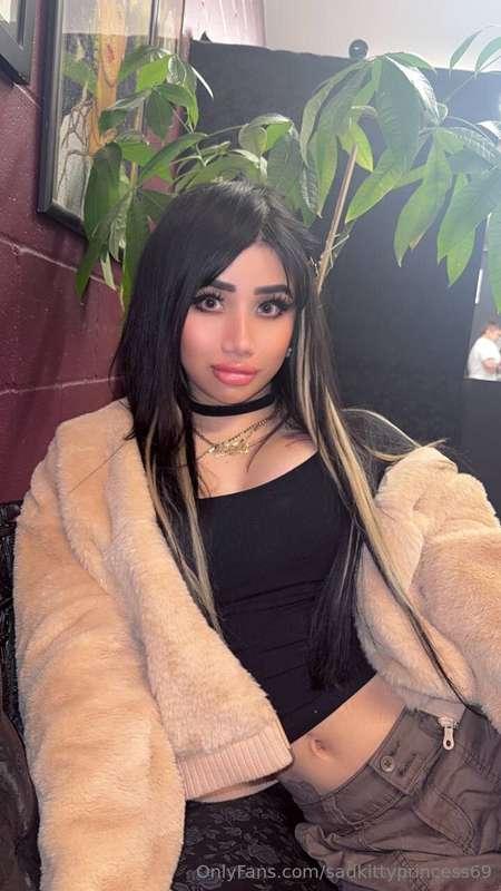 How do I look? 🤭 Please be honest 🥰