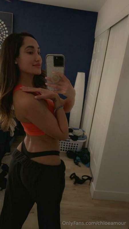 chloeamour image #0