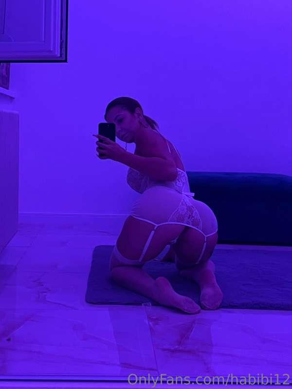 Volim belo 😈🤍