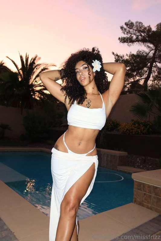 sexy? you aint seen nothing yet! full set is coming out this..