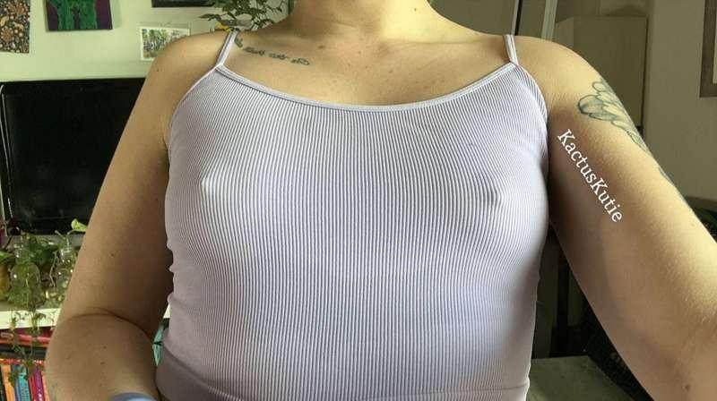 🌸 FREE THE NIPPLE 🌸

#nipples #tinytits #perkynipples #freethenipple #boobs