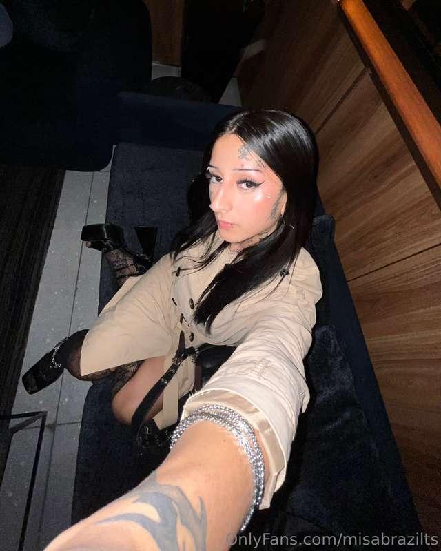 The only place where your height is are my feet! 👣 