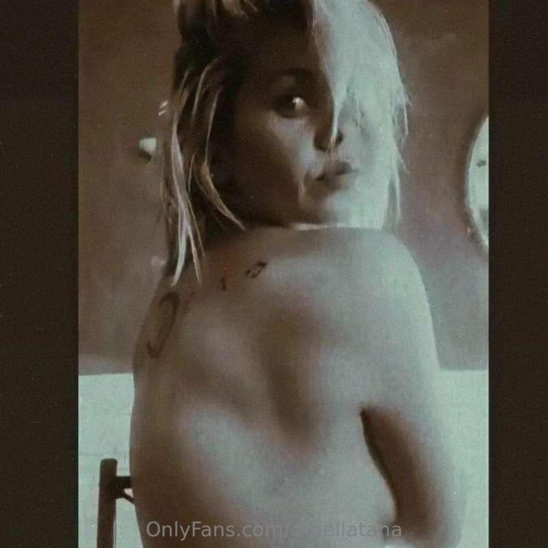 🥵💦I ᴀᴍ ᴀ ᴠᴇʀʏ ʙᴀᴅ ᴀɴᴅ ᴘʟᴀʏғᴜʟ ɢɪʀʟ. Dᴏ ʏᴏᴜ ᴡᴀɴᴛ ᴛᴏ ᴛʀʏ ᴍᴇ? G..