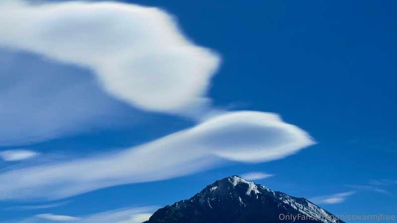 Share some cool clouds with you 🍀
