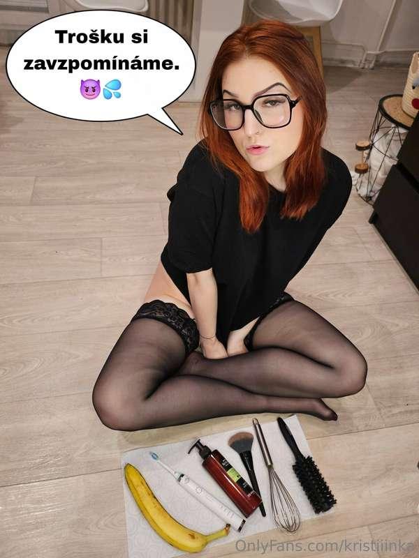 To je tak, když už tě dilda omrzí.😜 Né vždycky byl nějaký kl..