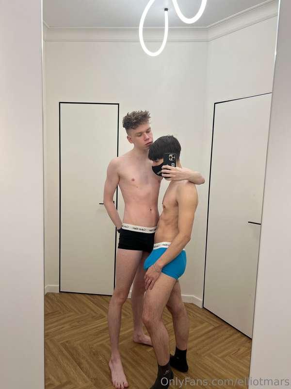 how do we look together? 🥰